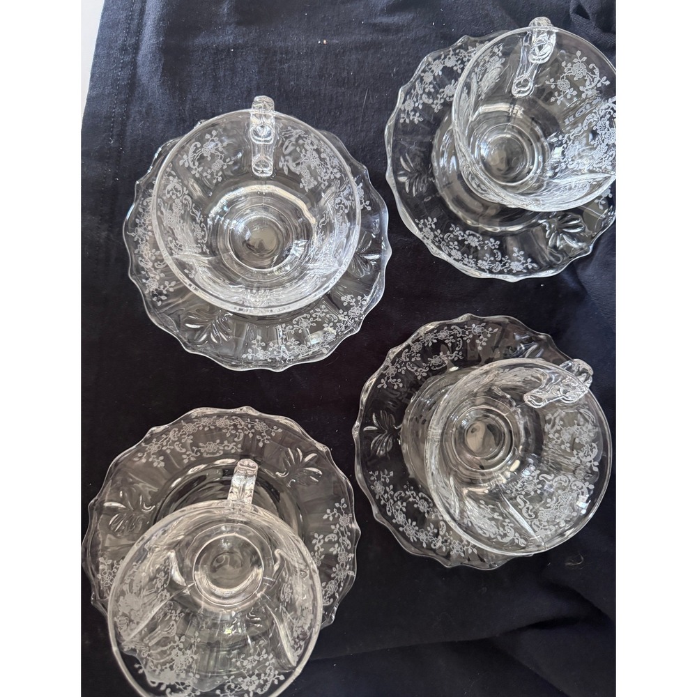 Vintage Clear Etched Glass Tea Cup and Saucer Set of 4 Floral Lace Pattern